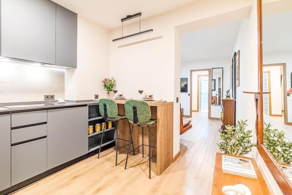 Apartamento Reformado Y Tranquilo Junto A Gran Via 马德里 外观 照片